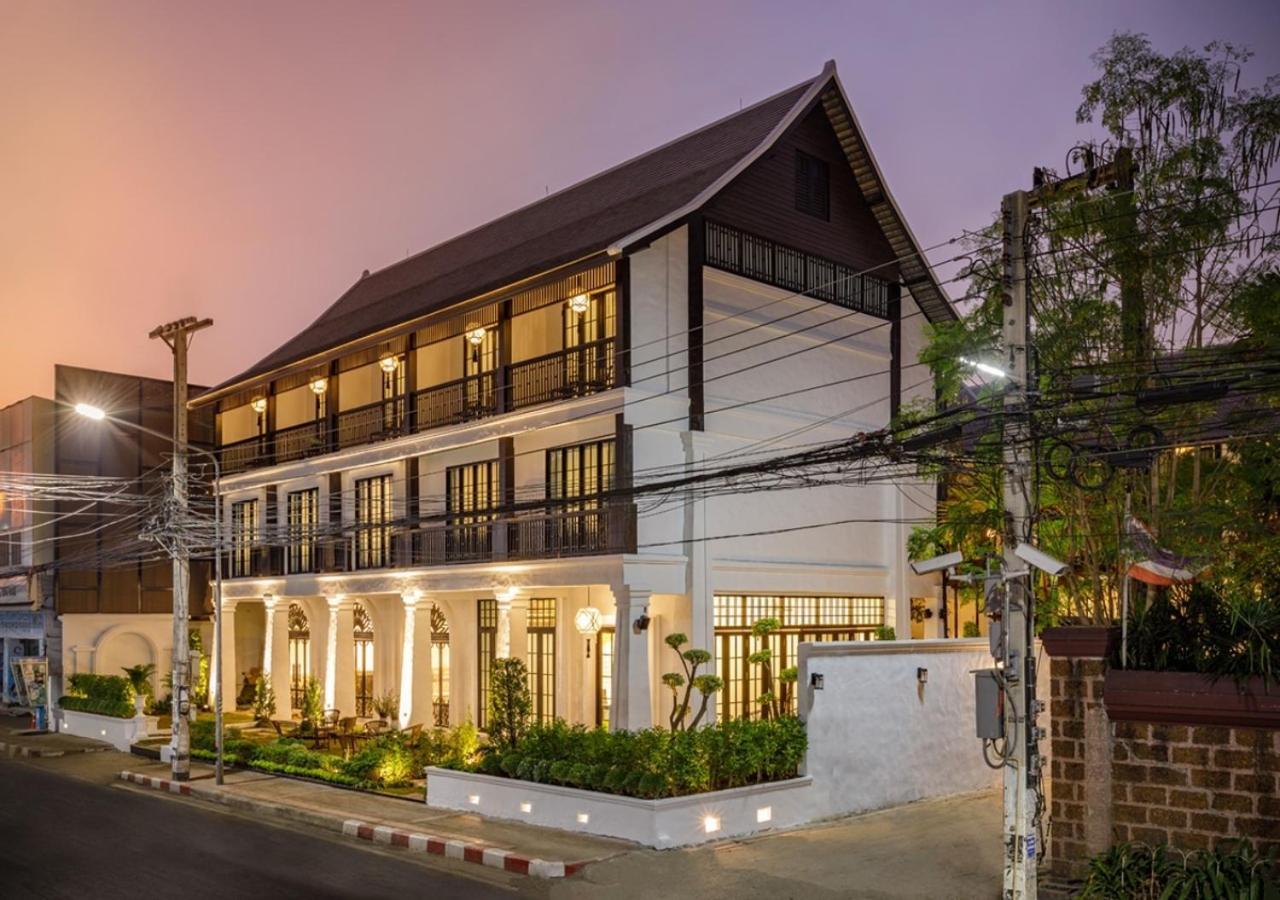 Aksara Heritage -sha Extra 4*